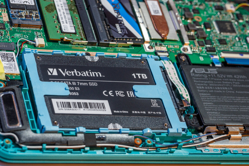 VERBATIM Vi550 S3 SSD 2.5" SATA III 7mm 1TB SSD